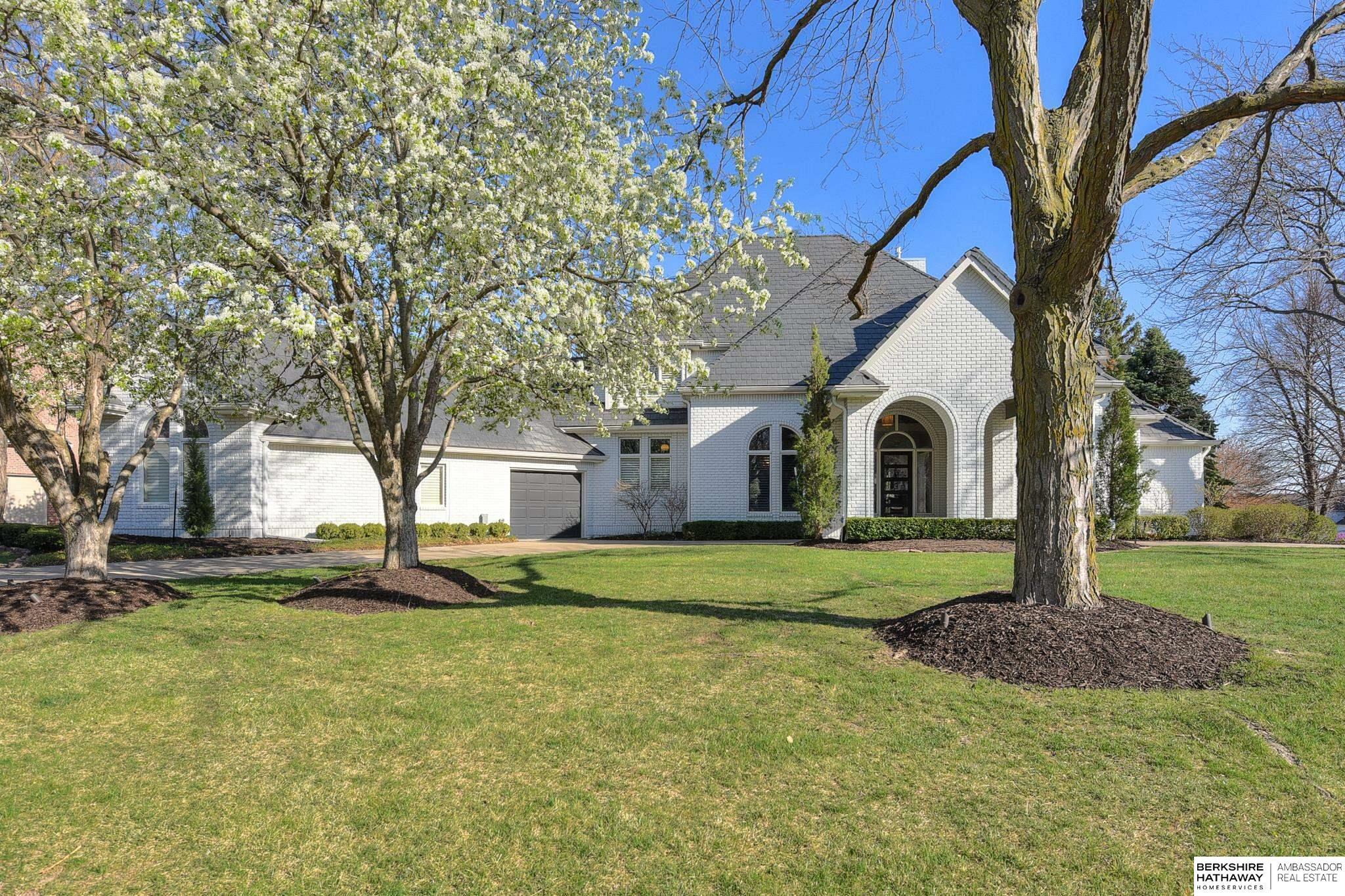 Property Photo: 13835 Hamilton Street NE 68154