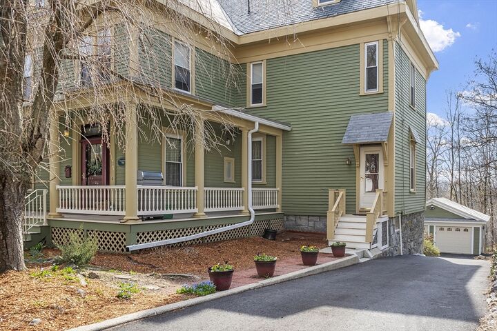 Property Photo: 71 Wannalancit Street MA 01854