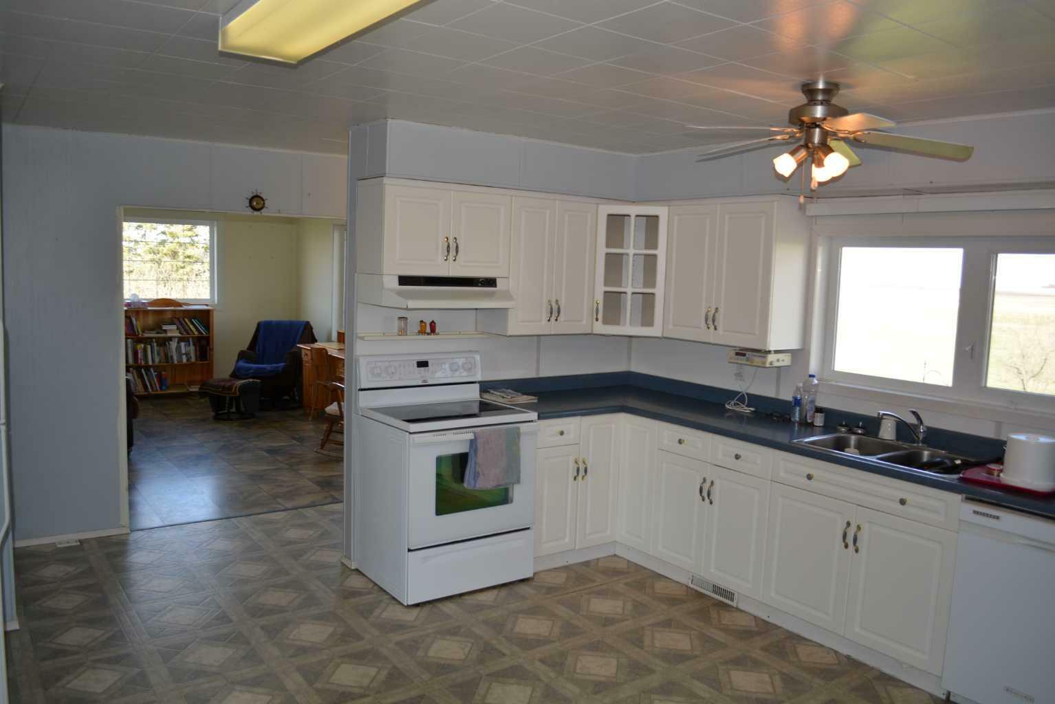 Property Photo: 22004 RR 814 AB T0H 2R0