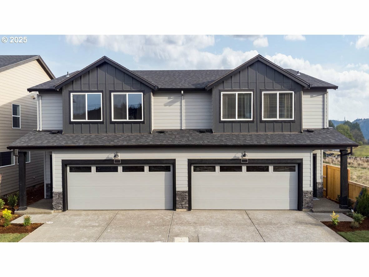 9336 SE Middleton St  Happy Valley OR 97086 photo