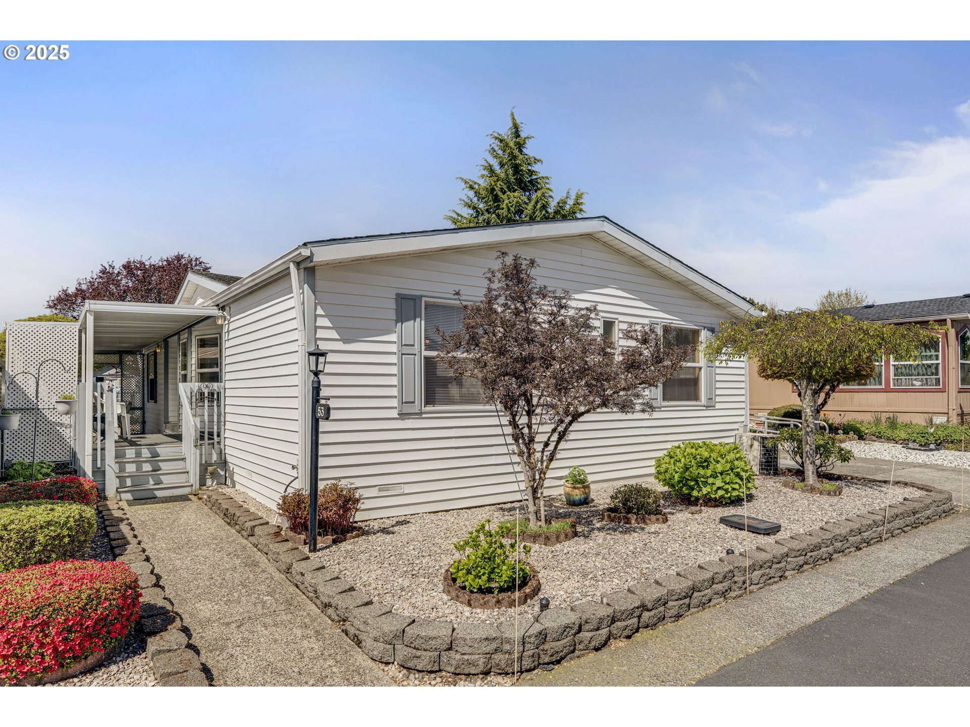 Property Photo: 5101 NE 121st Ave 53 WA 98682