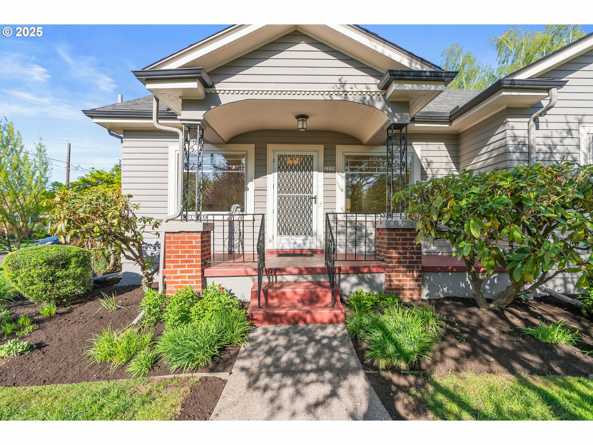 Property Photo: 2239 SE 22nd Ave OR 97214