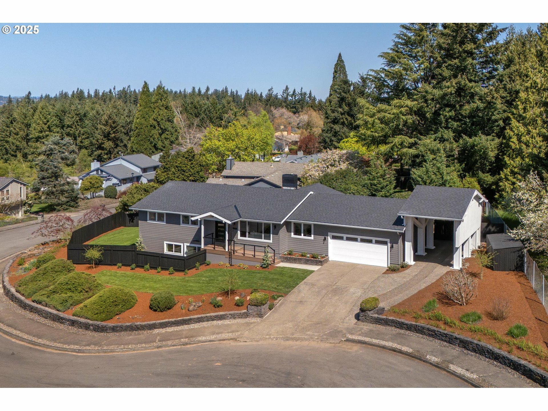 19666 Kapteyns St  West Linn OR 97068 photo