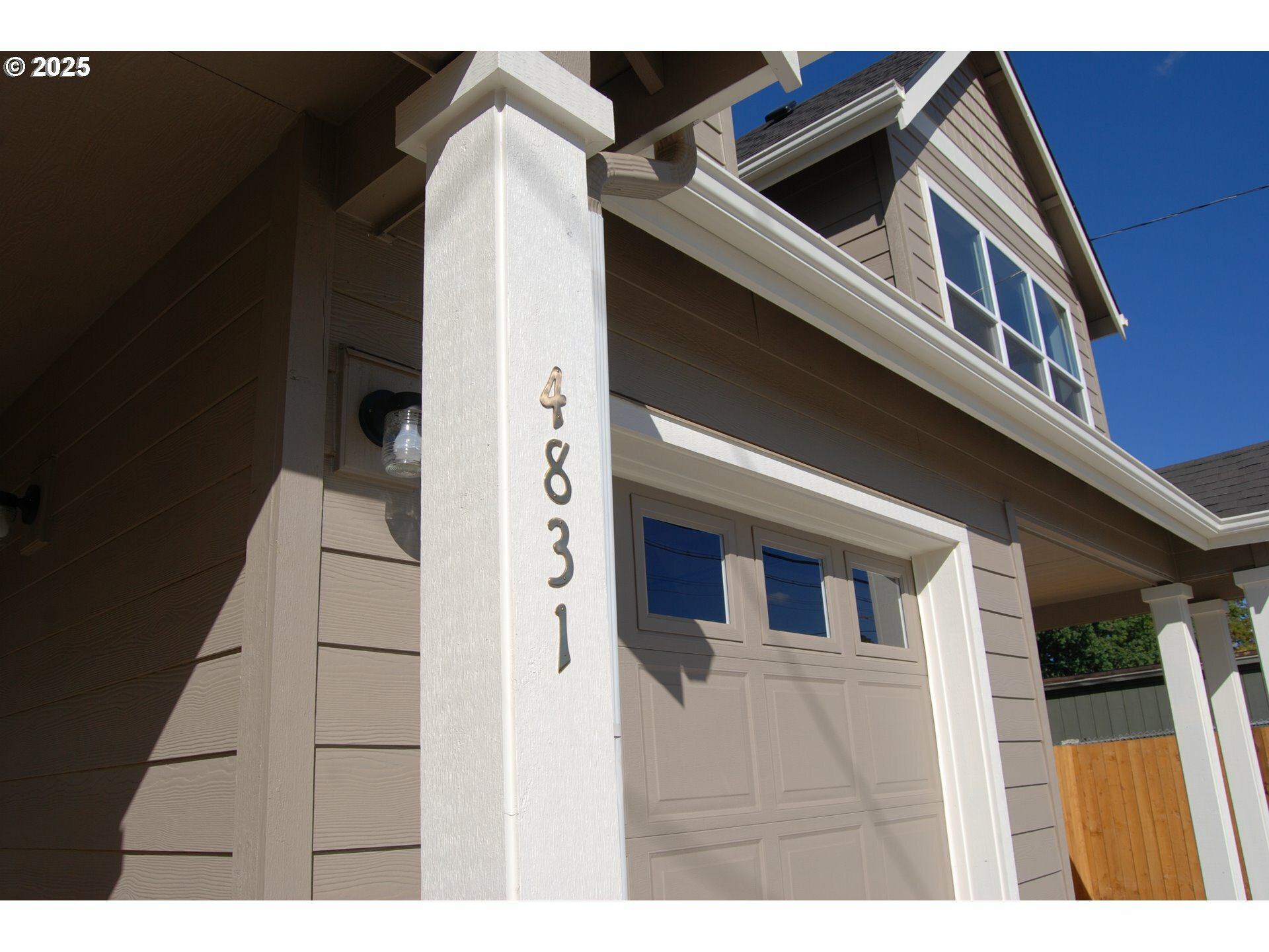 Property Photo: 4831 NE Killingsworth St OR 97218