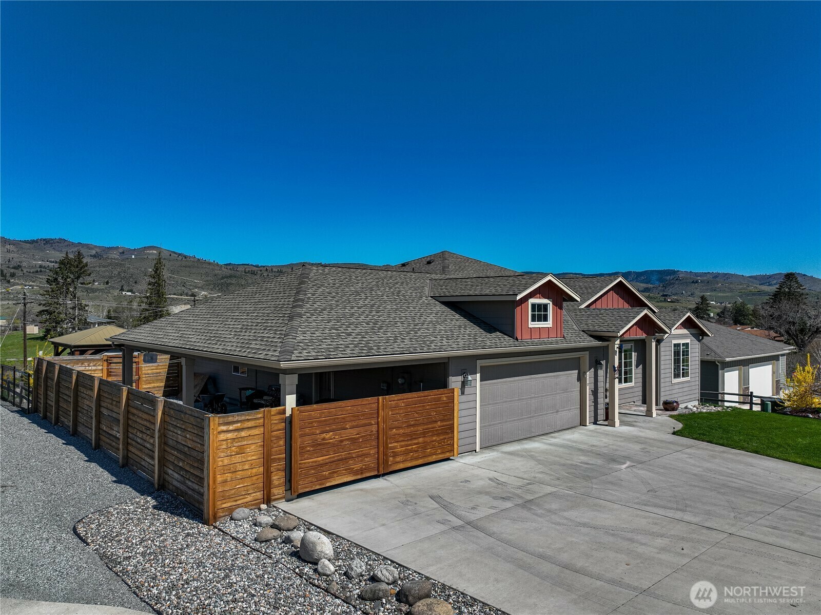 Property Photo: 110 Cloudless Drive WA 98831