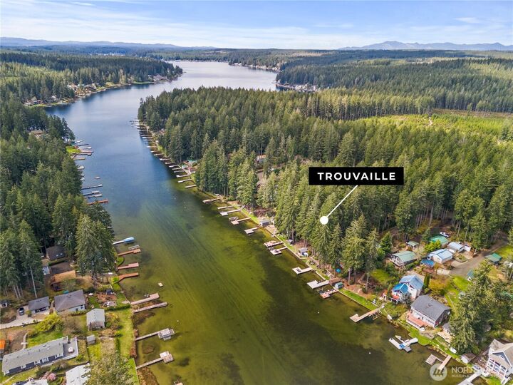 Property Photo:  5540 & 5550 E Mason Lake Drive W  WA 98546 