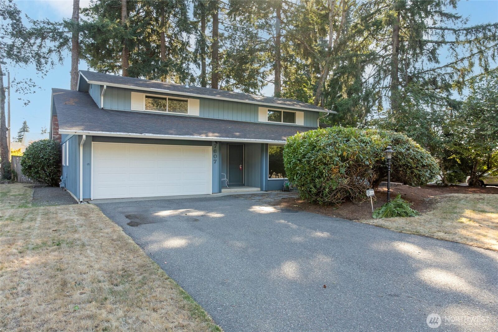 Property Photo:  7607  Emerald Drive SW  WA 98498 