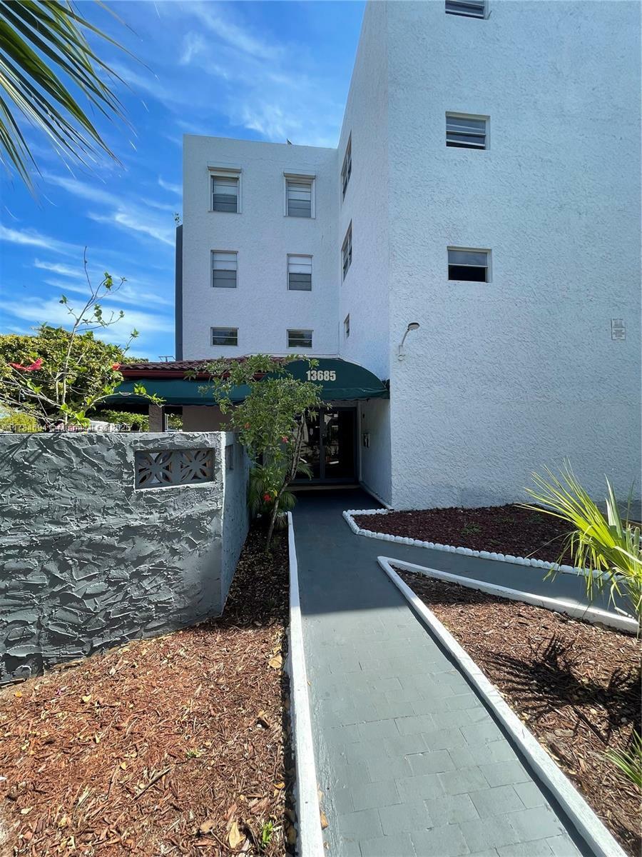 Property Photo:  13685 NE 10th Ave 208  FL 33161 