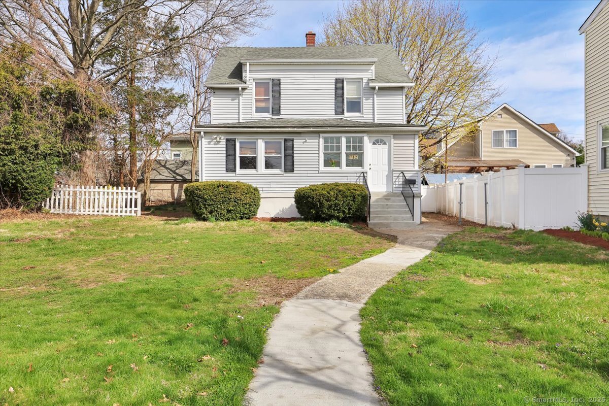Property Photo: 712 Fairview Avenue CT 06606