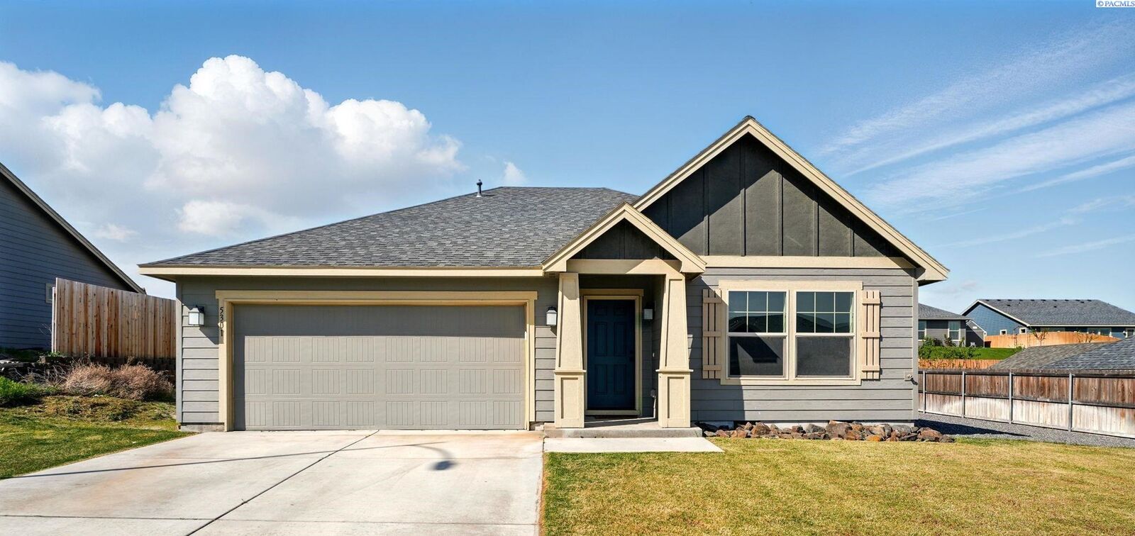 Property Photo:  5301 Nashville Dr  WA 99301 