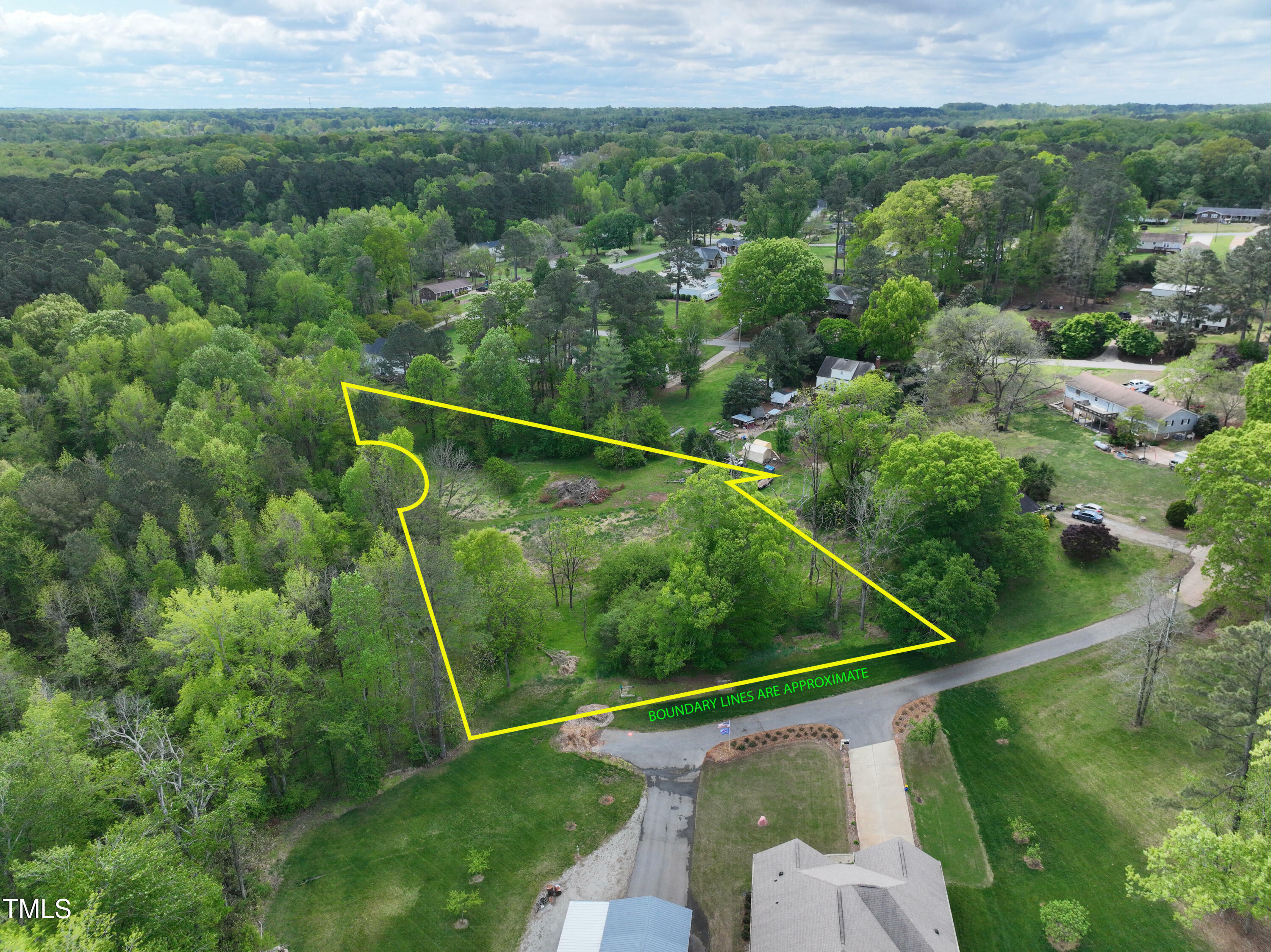 Property Photo: 6701 Jennifer Drive NC 27603