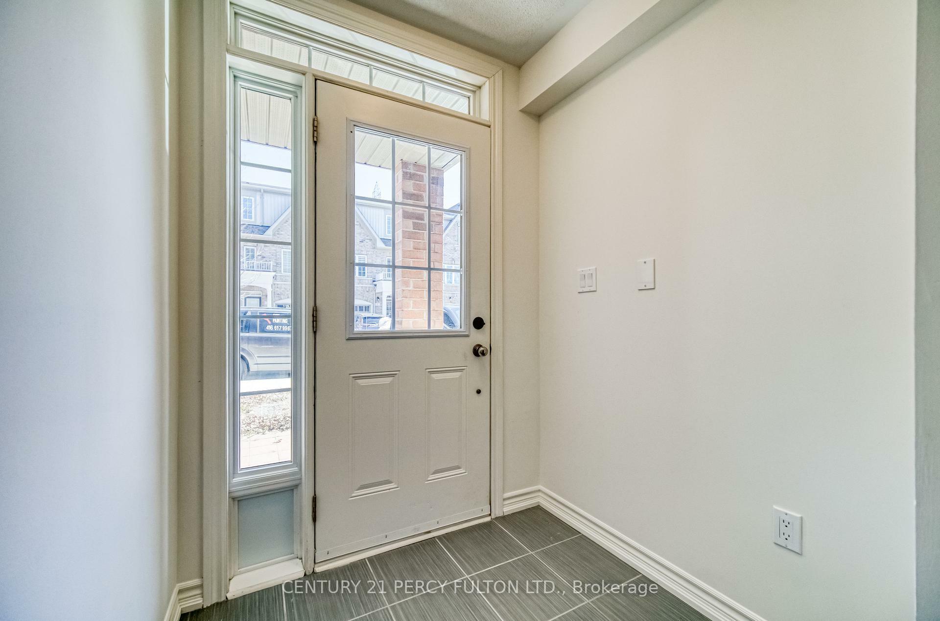 Property Photo: 8 Benjamin Way ON L1N 2K6