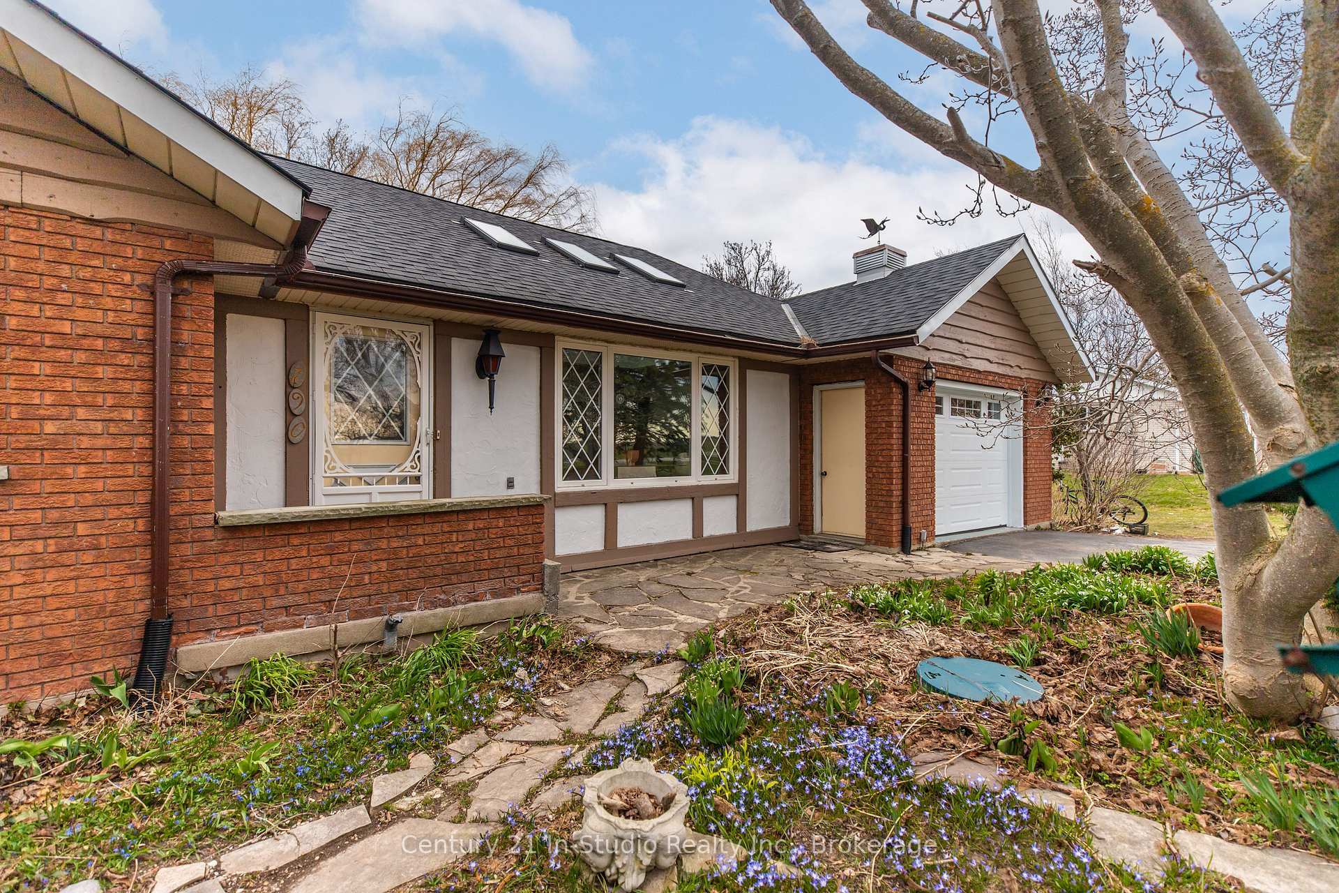 Property Photo: 790 Lake Range Drive ON N2Z 0C3