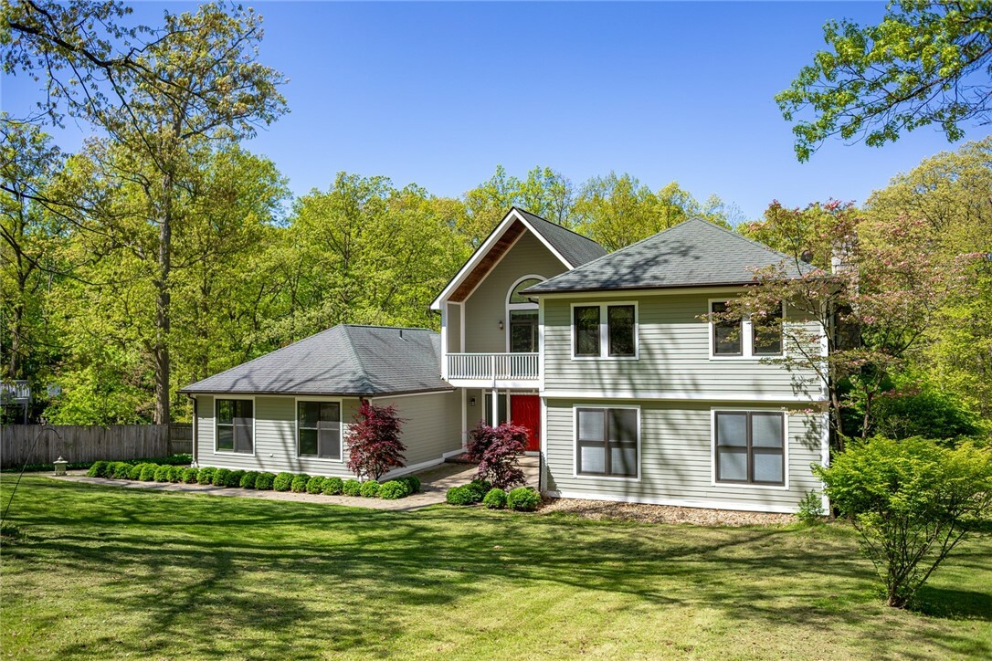 Property Photo: 136 Wiegand Dr PA 16066