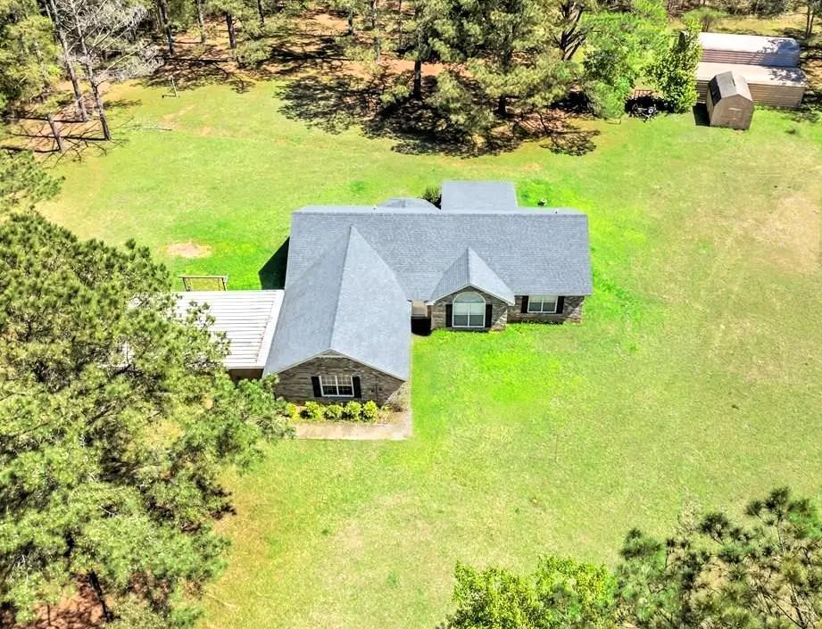 Property Photo: 4560 Graves Hwy GA 39842