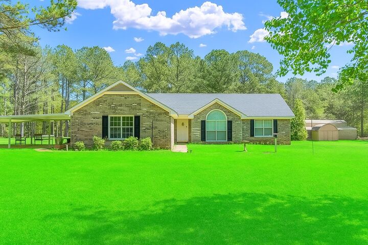 Property Photo:  4560 Graves Hwy  GA 39842 