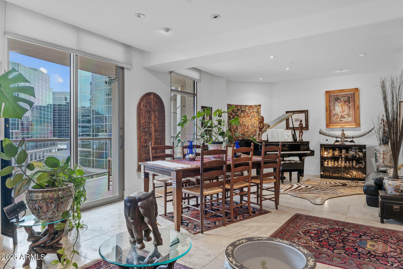 Property Photo: 2402 E Esplanade Lane 604 AZ 85016