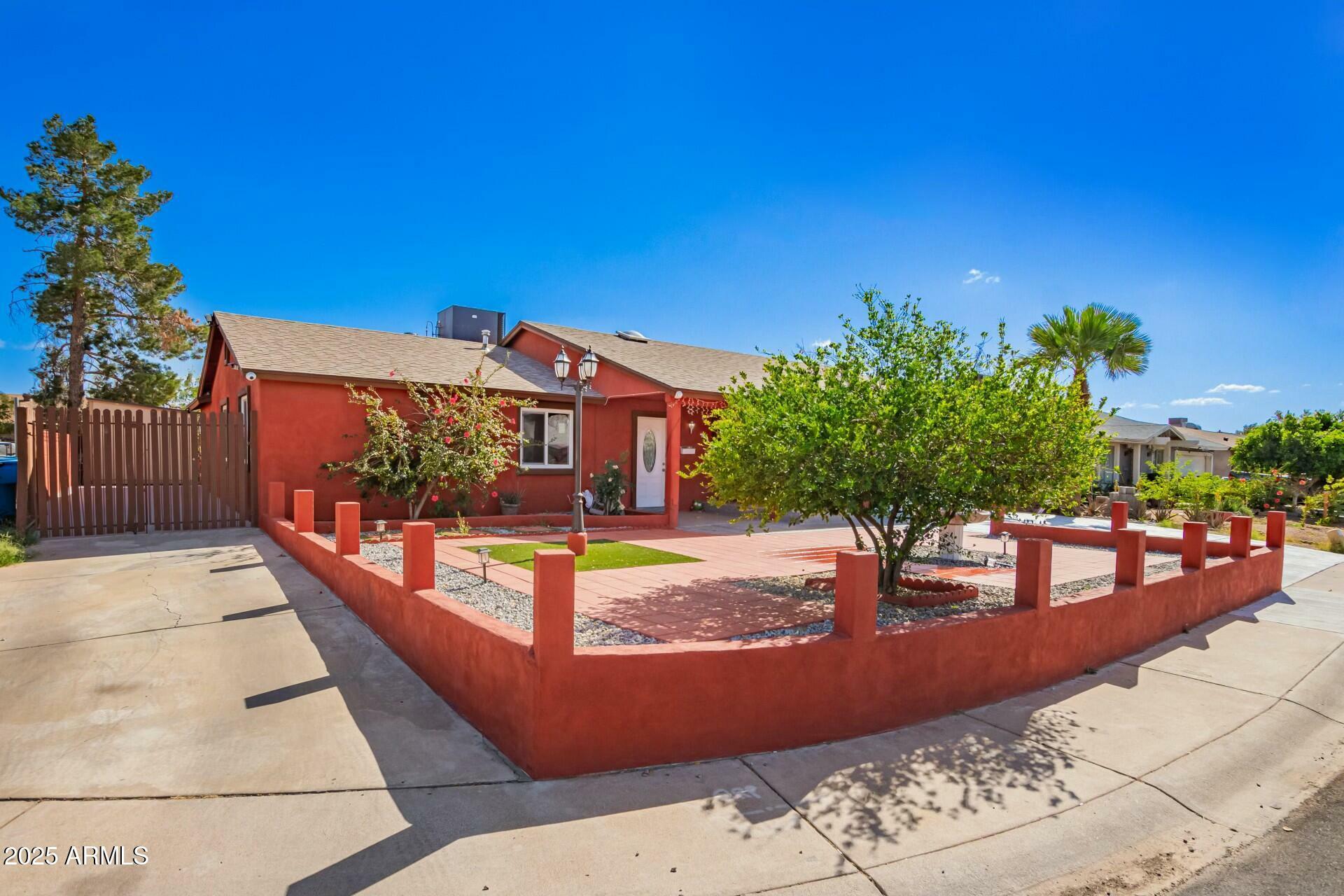 Property Photo: 8623 W Indianola Avenue AZ 85037