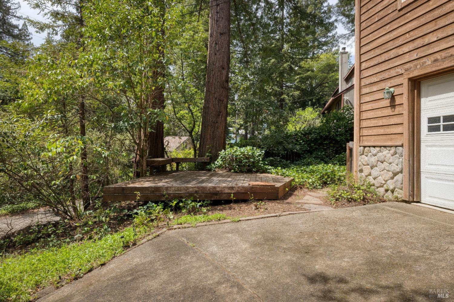 Property Photo:  16589 Glenda Drive  CA 95446 