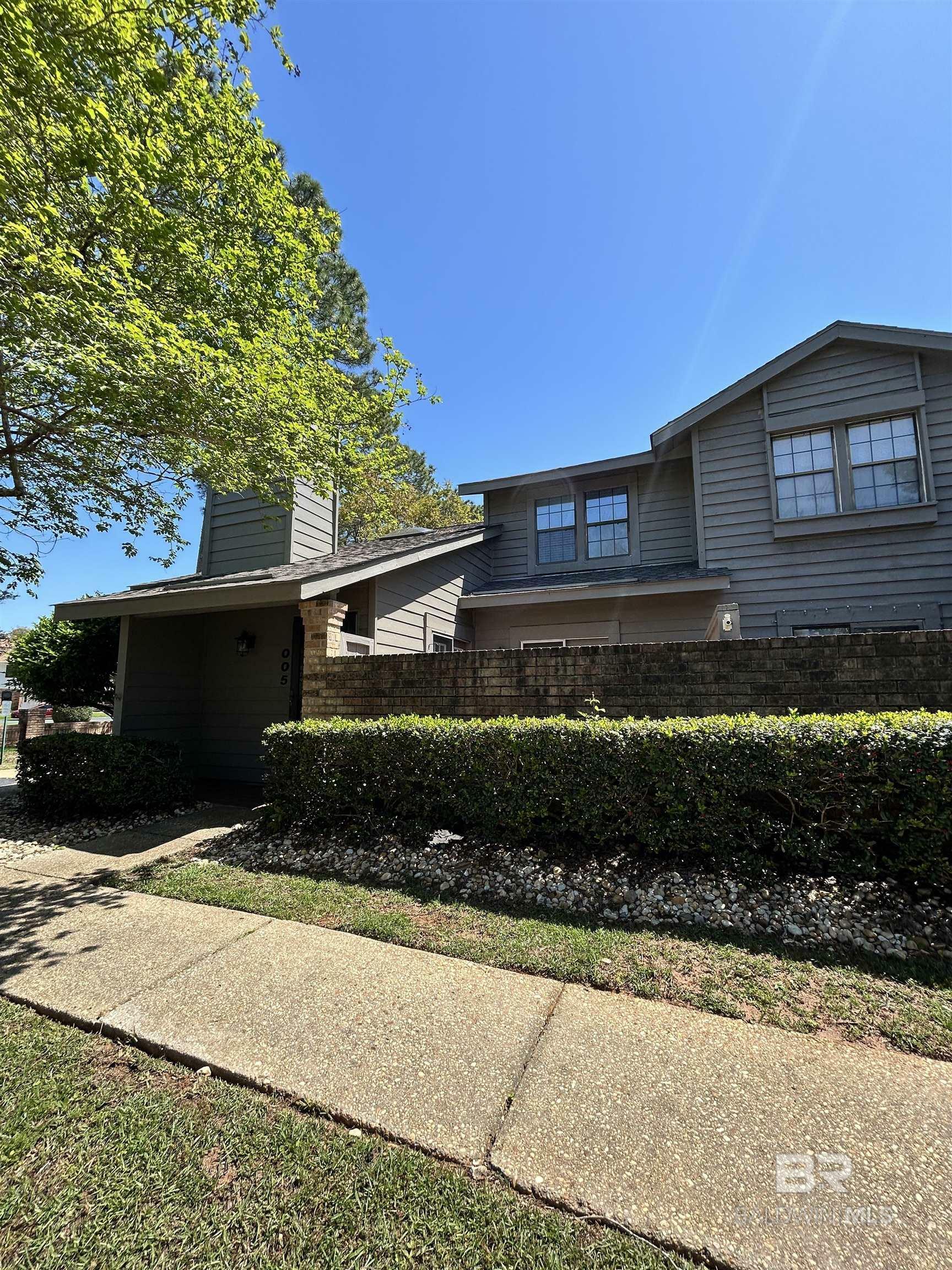 Property Photo: 389 Clubhouse Drive Oo5 AL 36542