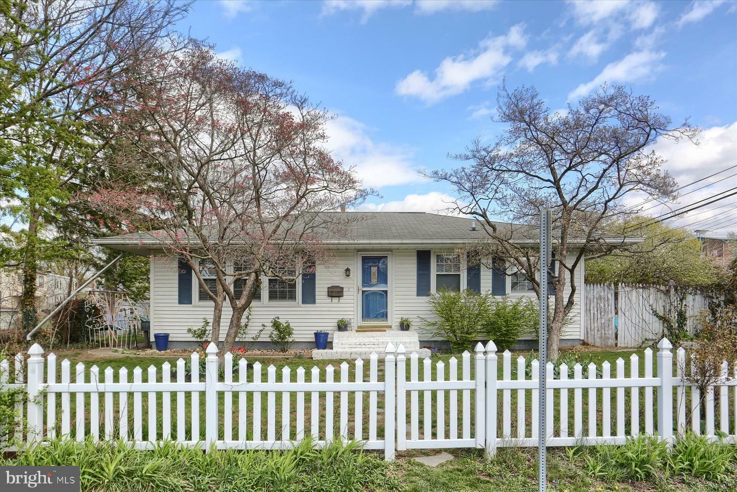 Property Photo: 30 N Chestnut Street PA 17003