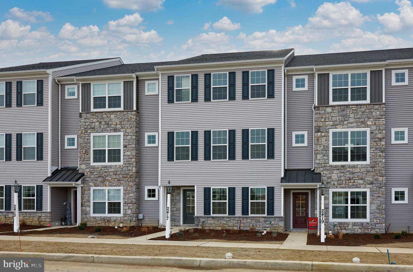 Property Photo: 2417 Spring Water Circle PA 17601