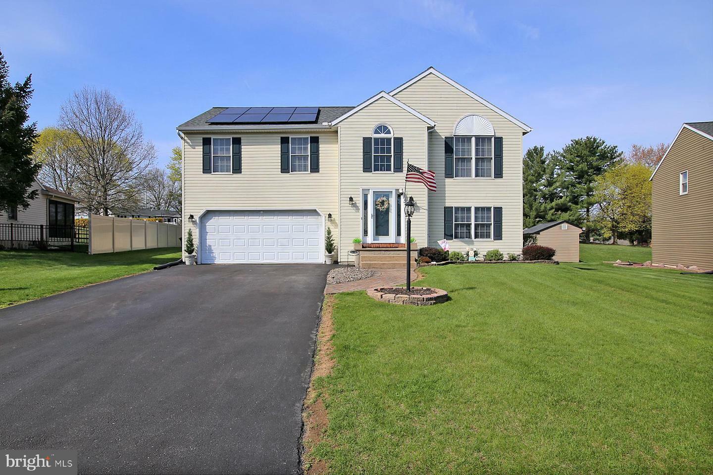 Property Photo: 4 Ladybug Lane PA 17067