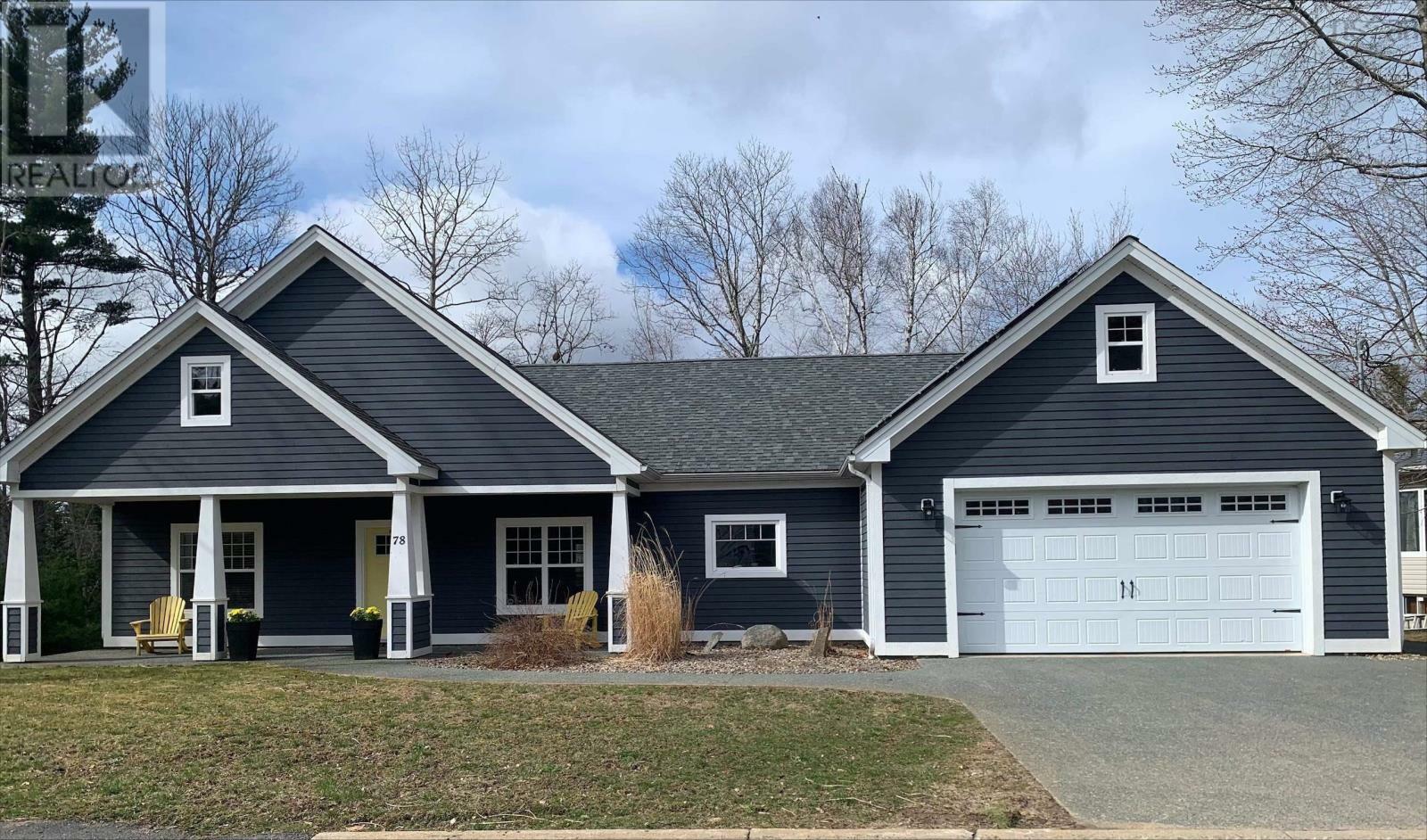 Property Photo: 78 Ridgecrest Drive NS B4V 3V8