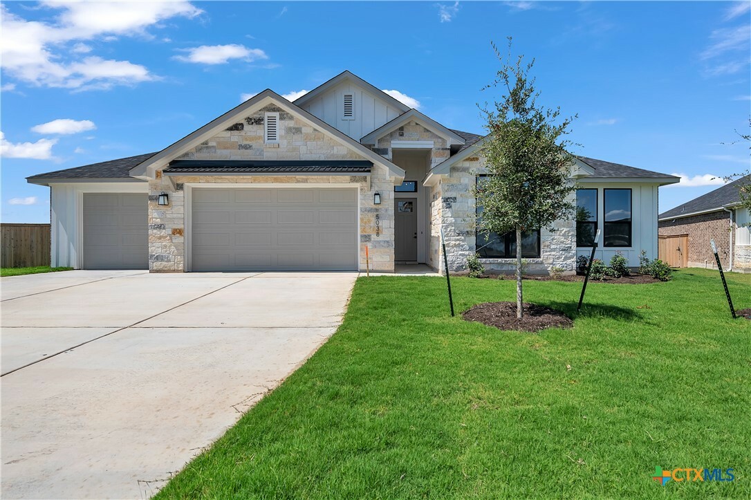 Property Photo: 5038 Fence Line Trail TX 76559