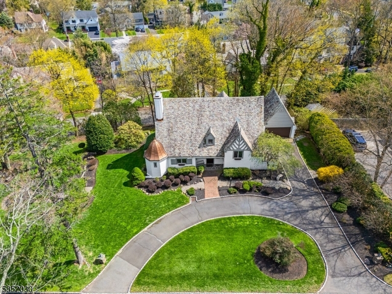 Property Photo: 460 Hillside Ave NJ 07090