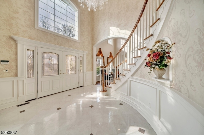 Property Photo: 33 Windridge Dr NJ 07006