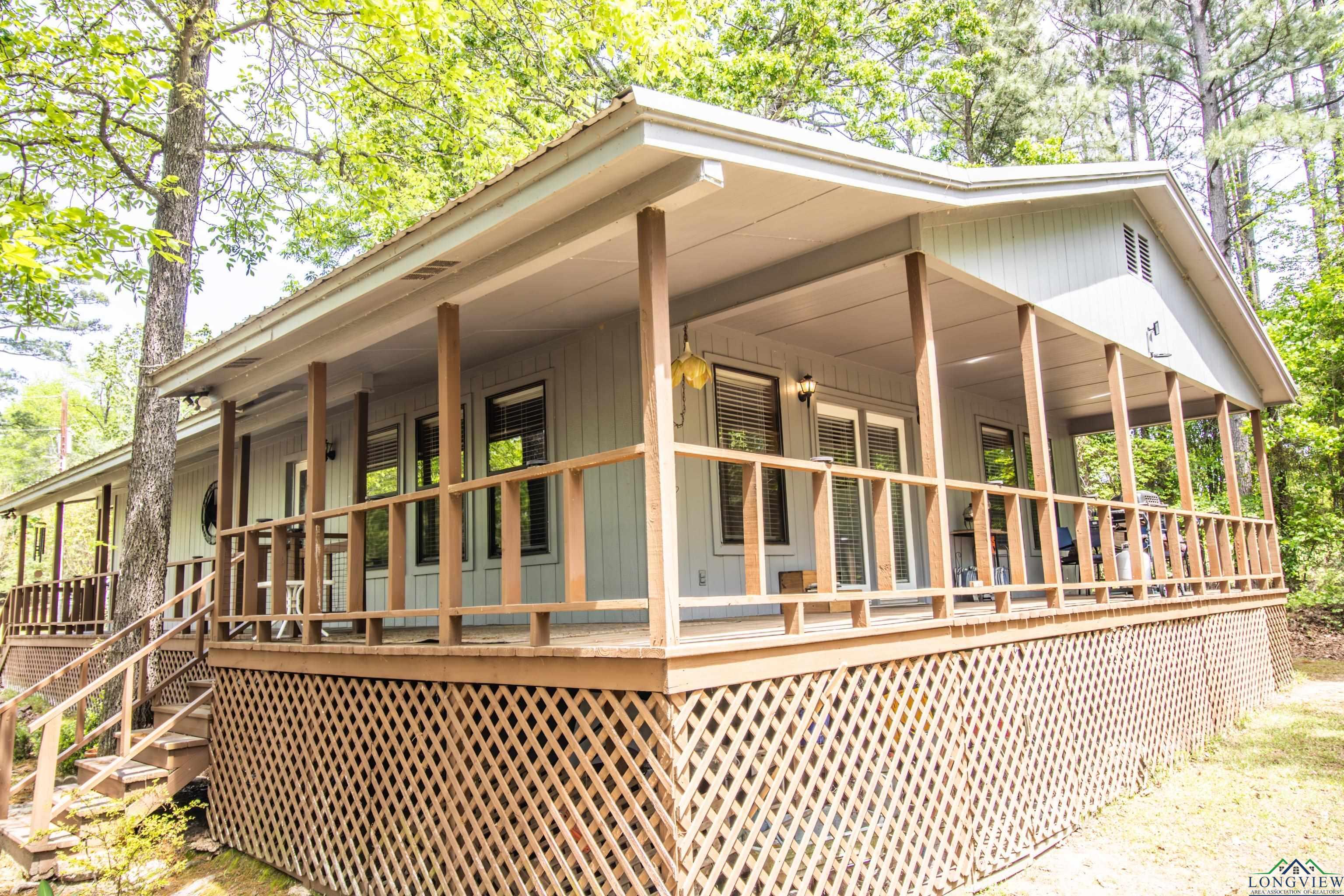 Property Photo:  121 Dogwood Ave  TX 75657 