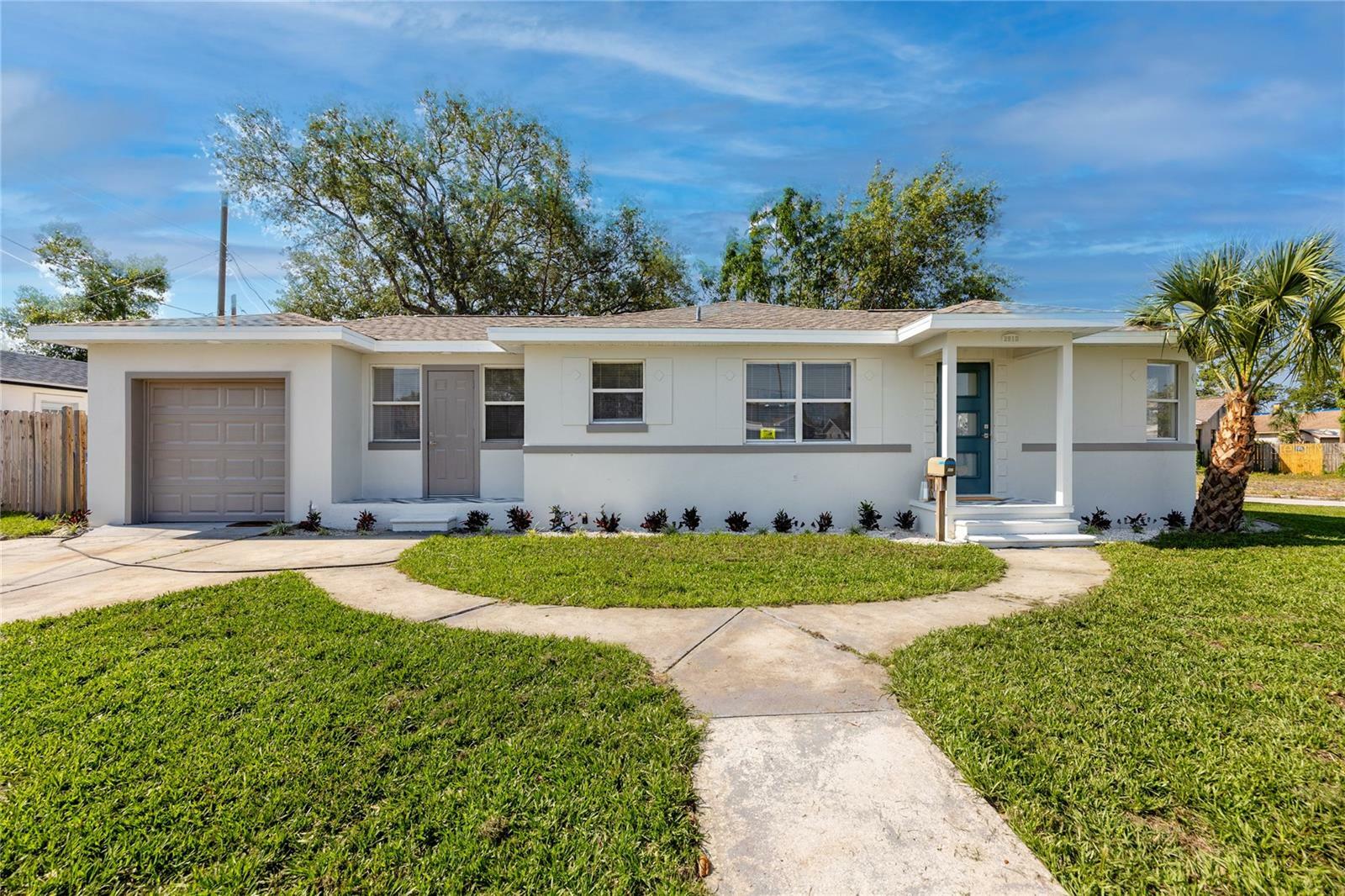 Property Photo: 3910 1st Avenue S FL 33711