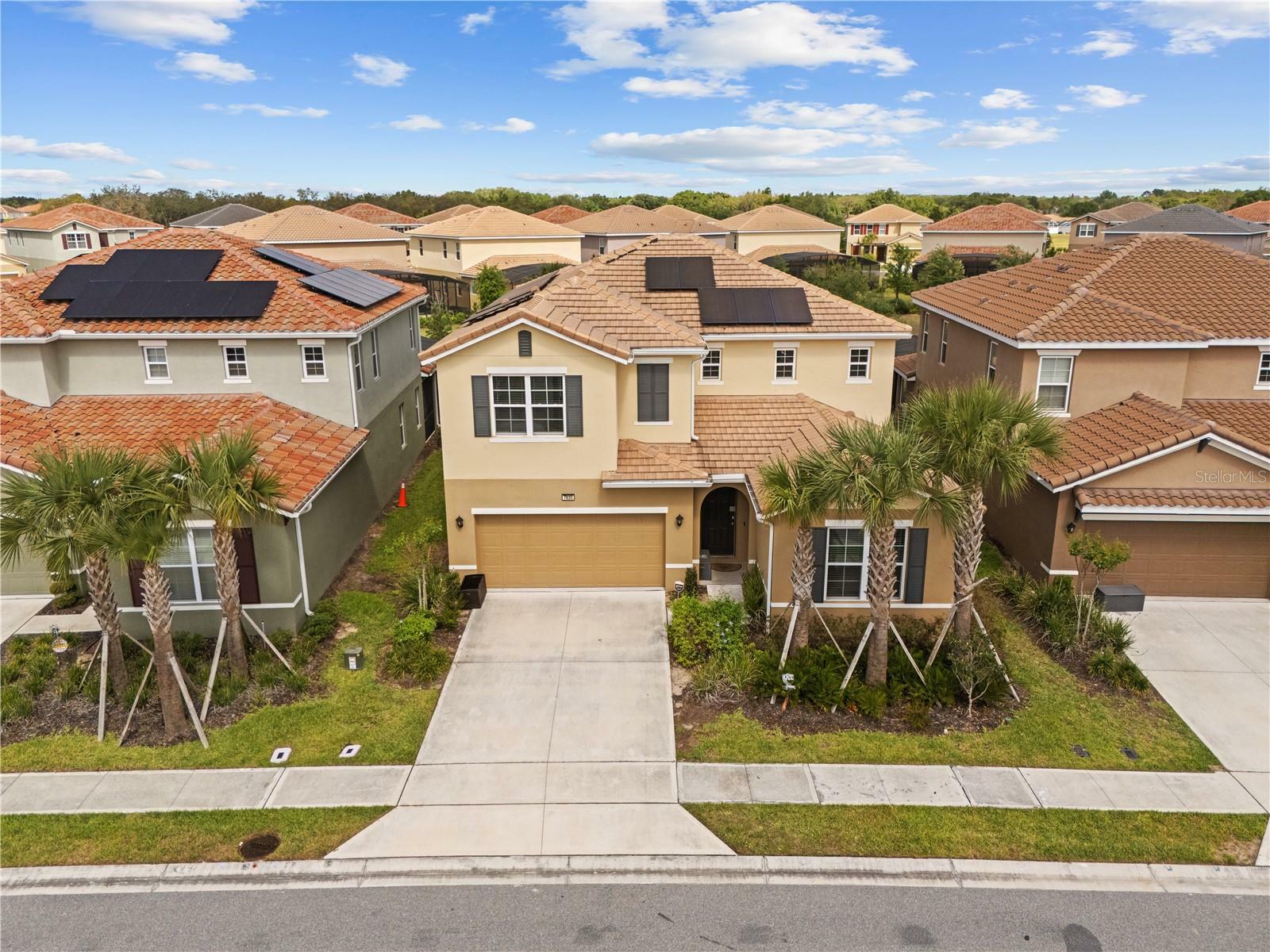 Property Photo: 7630 Oakmoss Loop FL 33837
