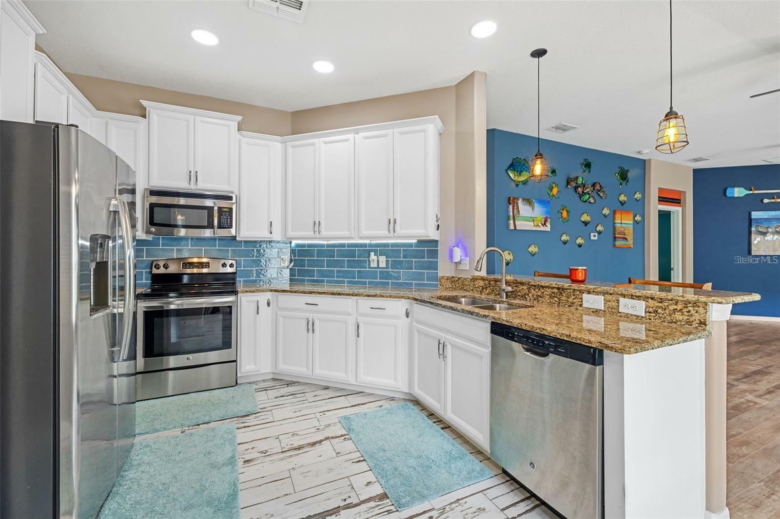 Property Photo: 1505 Trailwater Street FL 33570