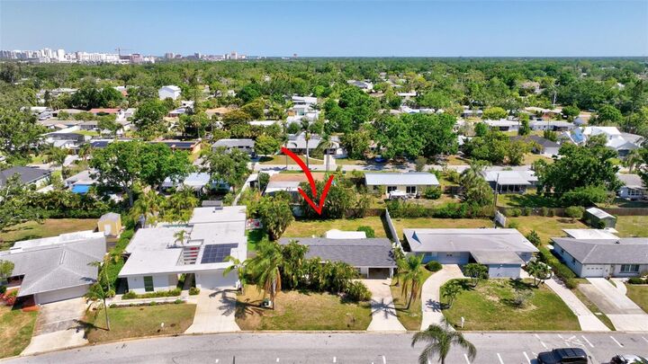 2307 Valencia Drive  Sarasota FL 34239 photo