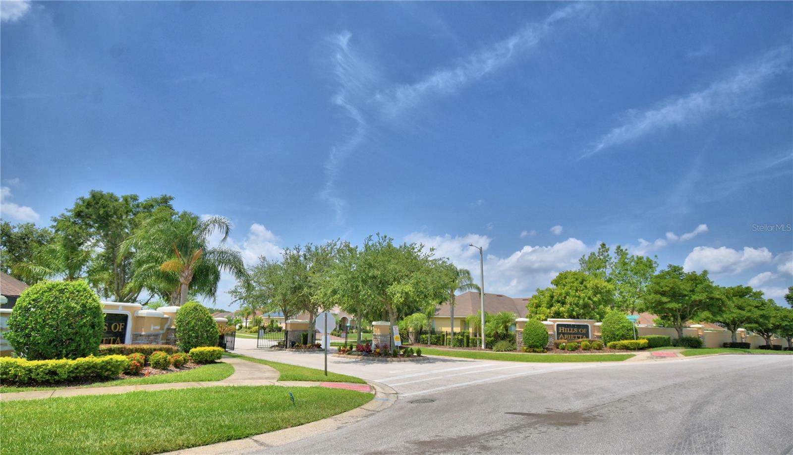 Property Photo: 186 Viola Drive FL 33823