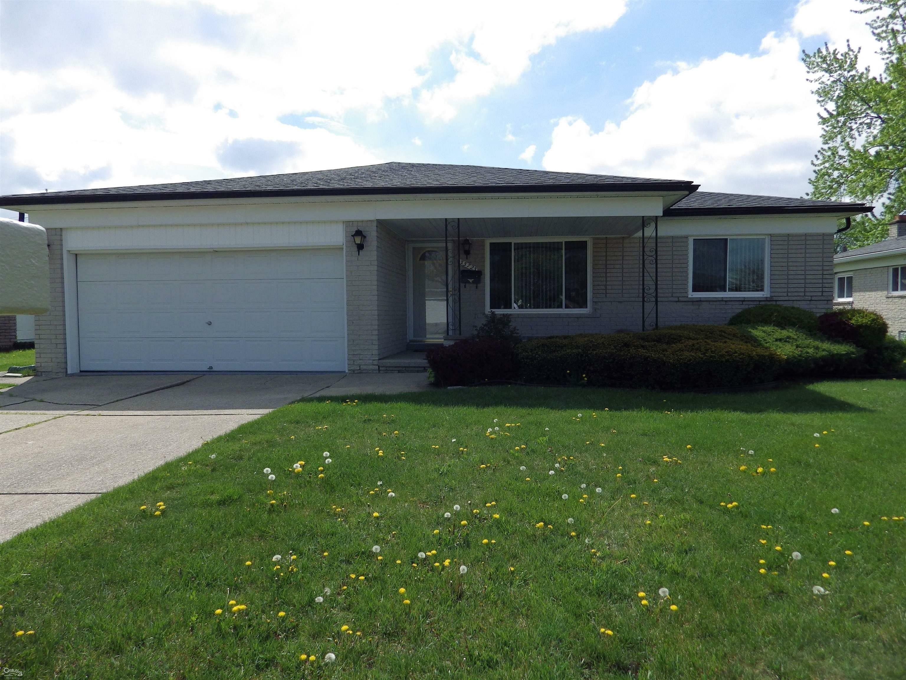 Property Photo: 33723 Colfax Drive MI 48310