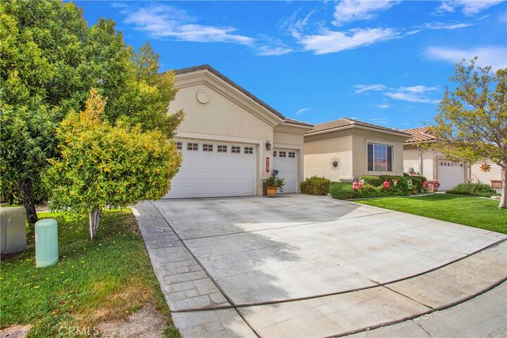 Property Photo: 19384 Galloping Hill Road CA 92308