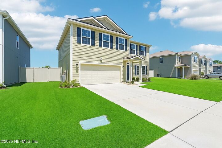 Property Photo:  3560 Lawton Place  FL 32043 