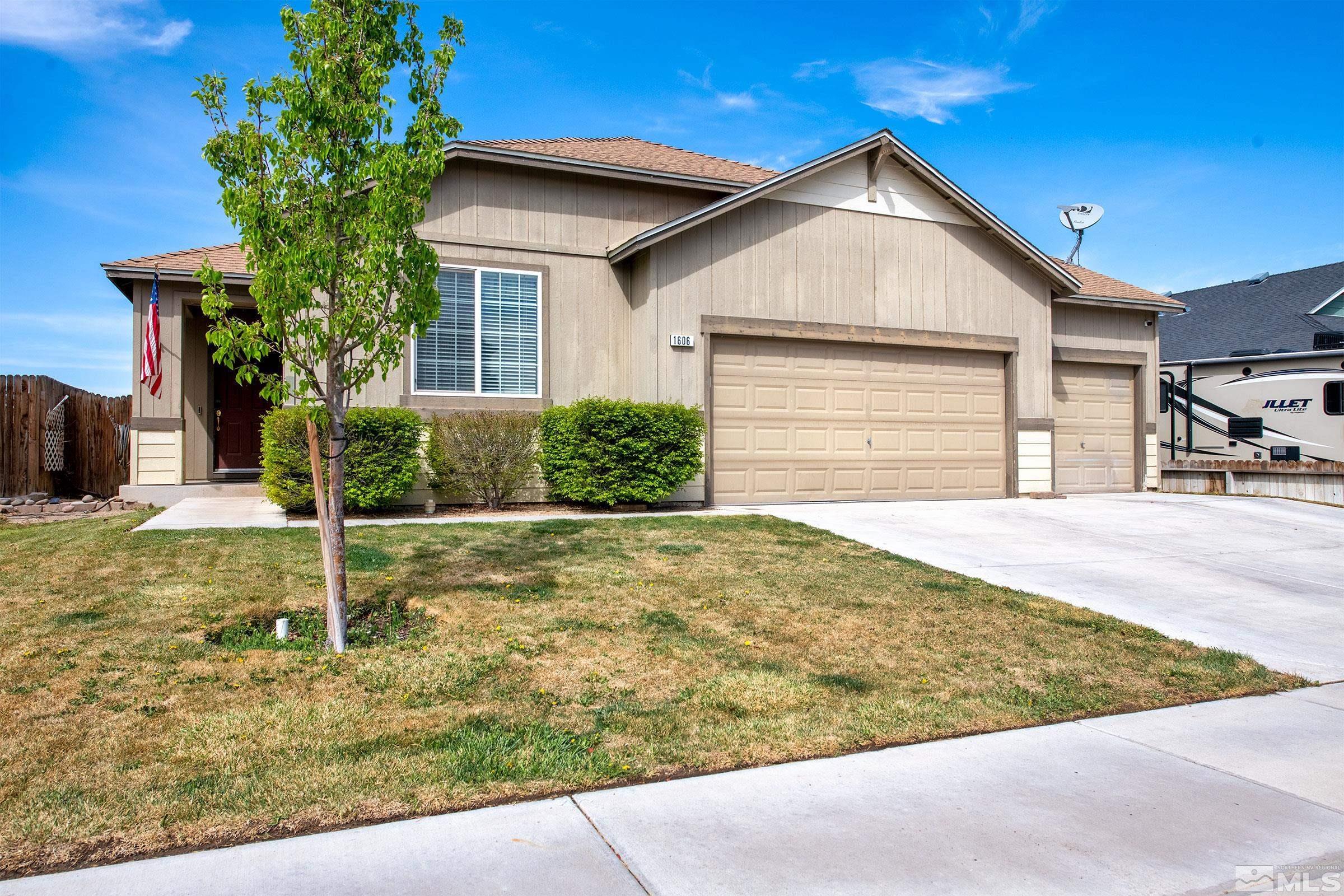 Property Photo:  1606 Rainfall Way  NV 89408 