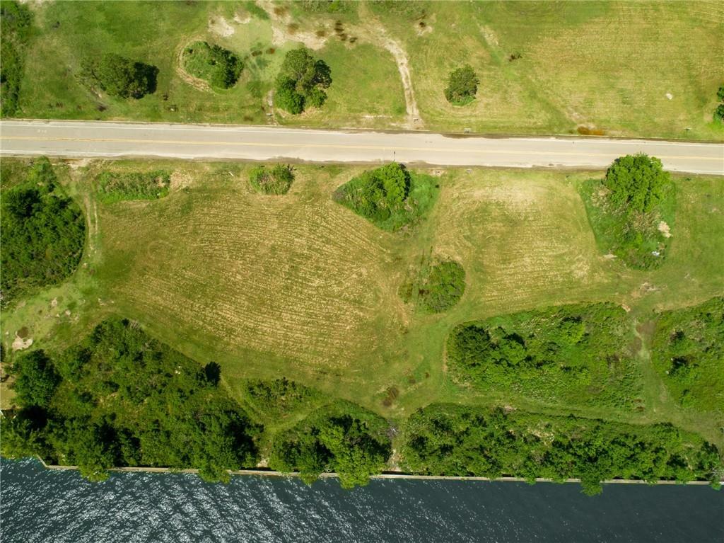 Property Photo: Harbor Drive LA 70458
