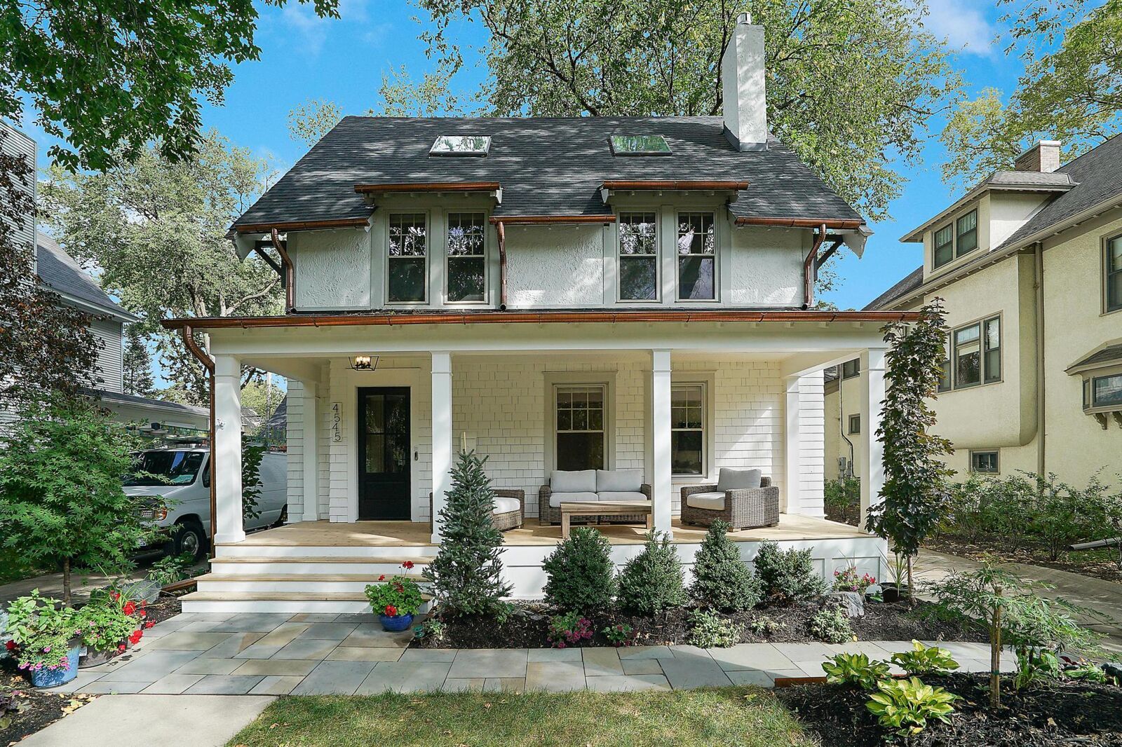 Property Photo: 4545 Dupont Avenue S MN 55419