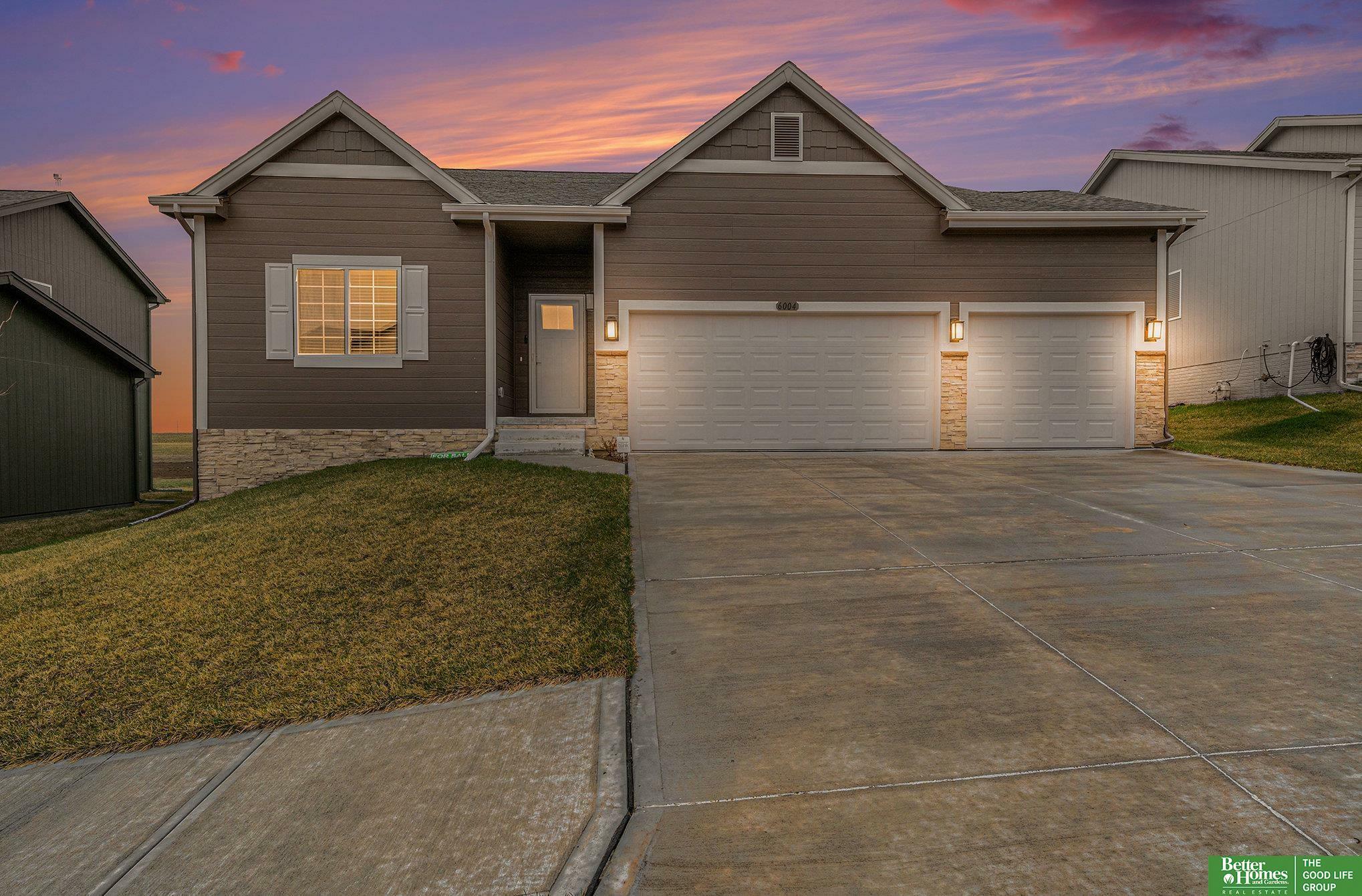 Property Photo: 6004 N 183rd Street NE 68022