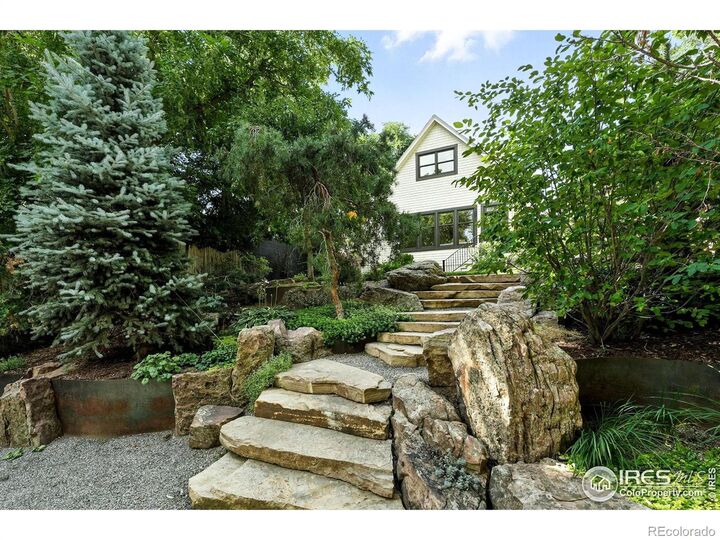 563 Arapahoe Avenue  Boulder CO 80302 photo