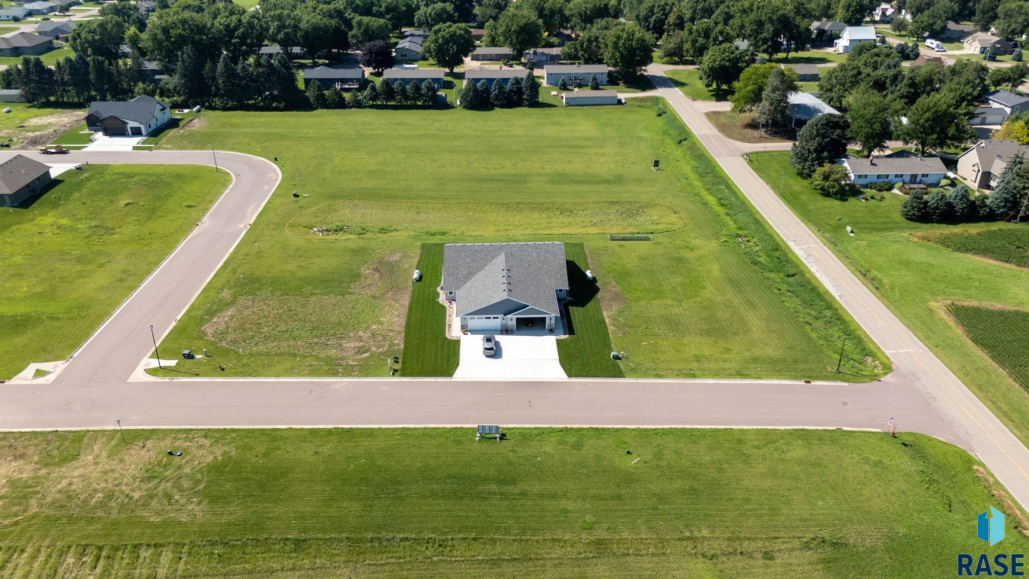 Property Photo:  1302 Castle St B  IA 51241 