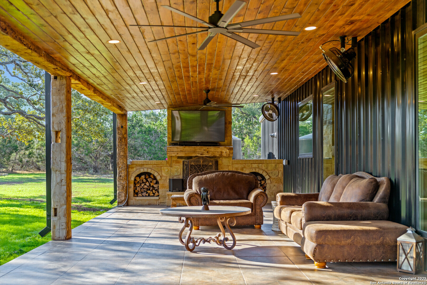 Property Photo: 650 Eden Estates TX 78132