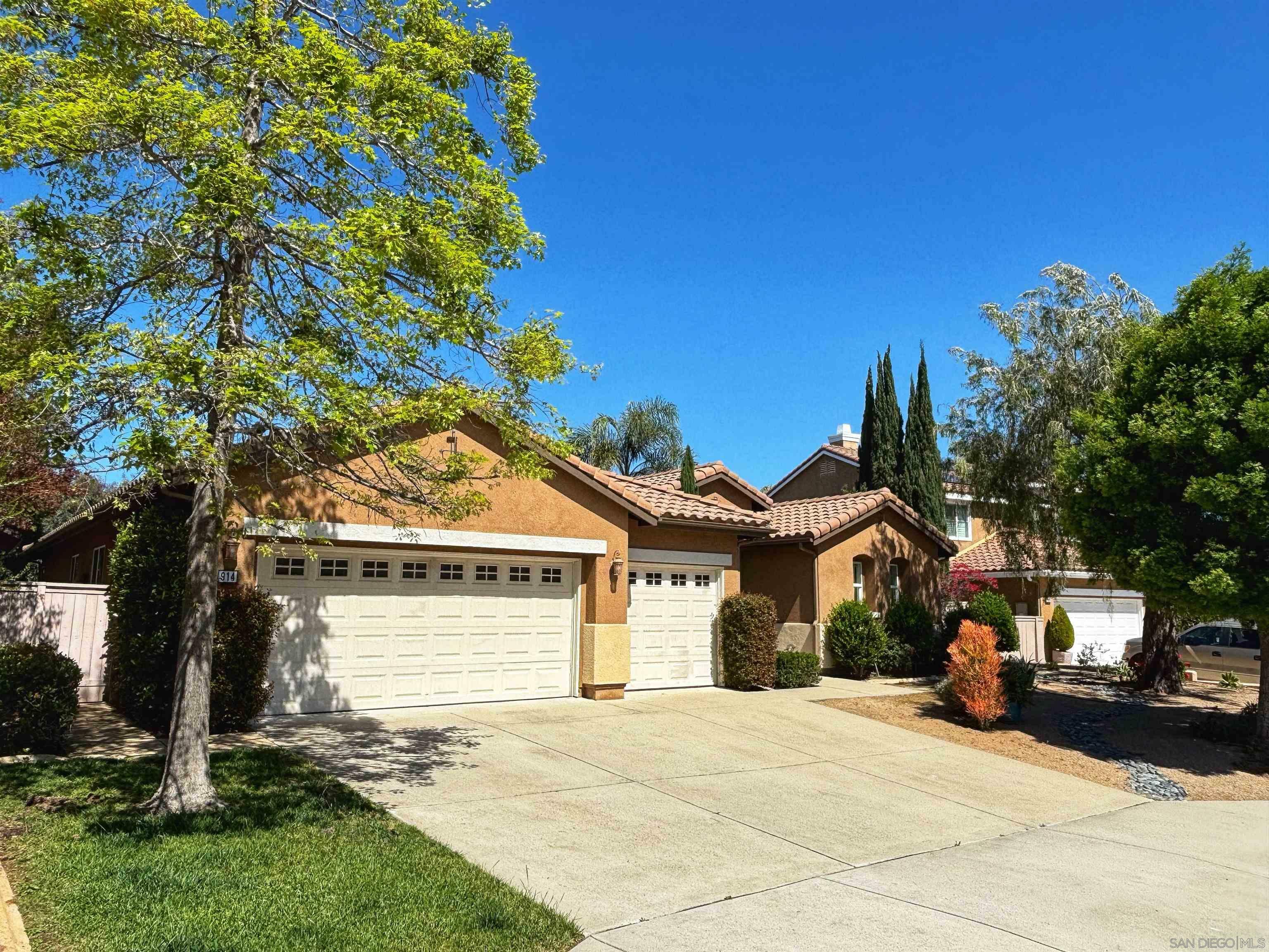 914 Lantana Ct  San Marcos CA 92069 photo