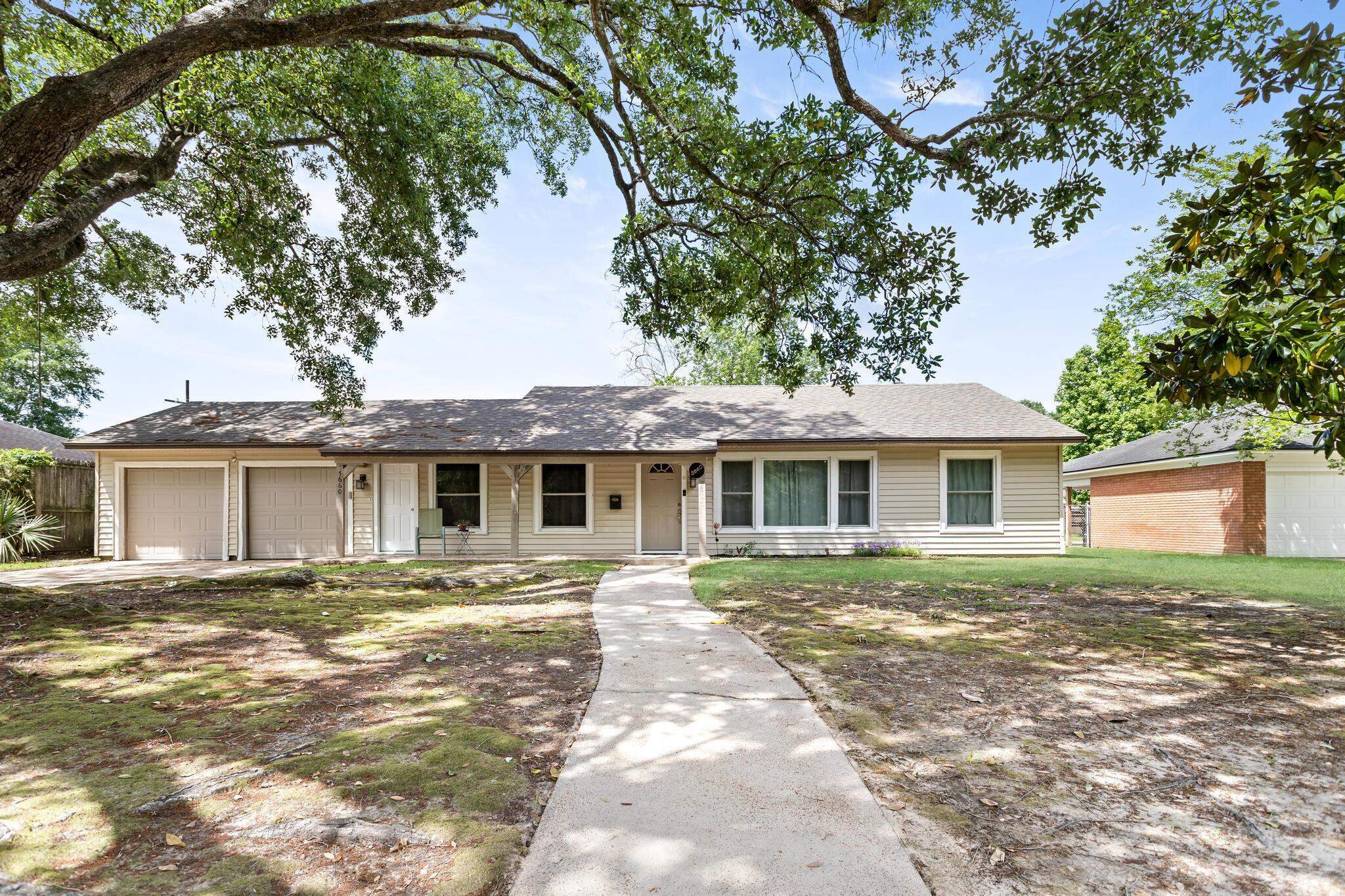 Property Photo: 5660 Clinton TX 77706