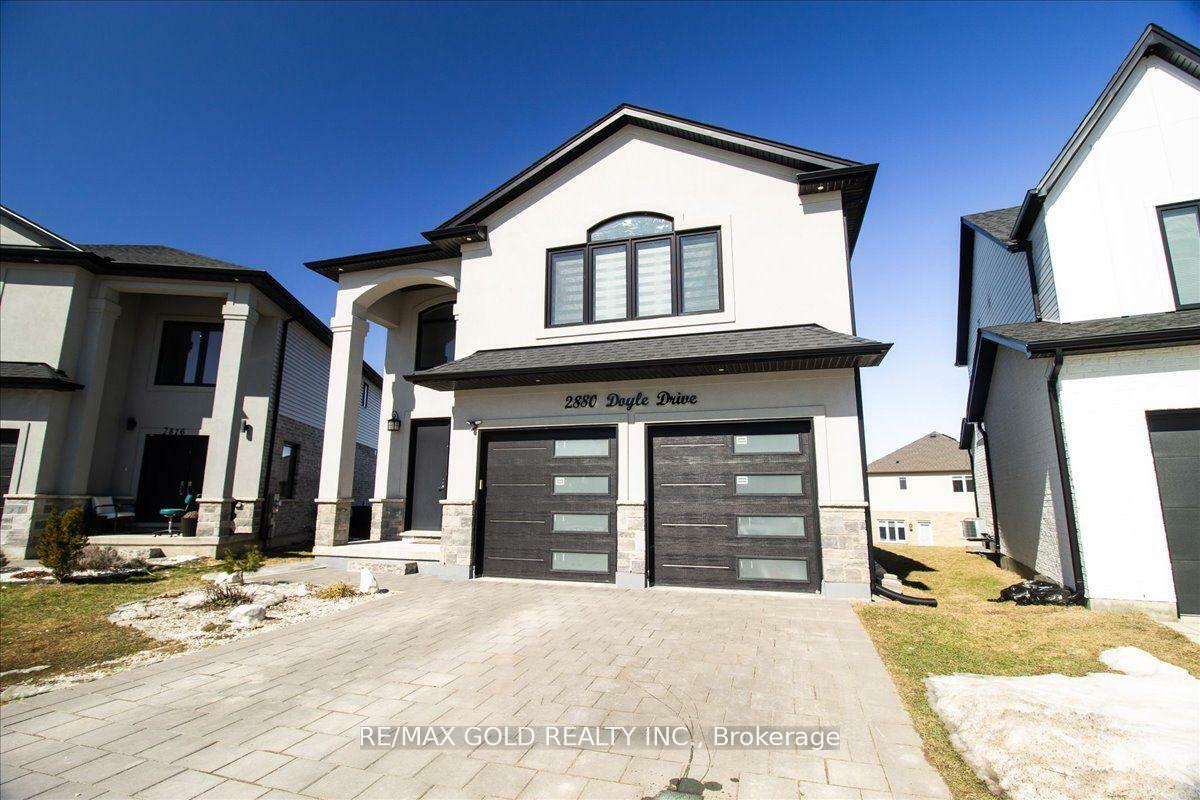 2880 Doyle Drive  London South ON N6M 1G5 photo